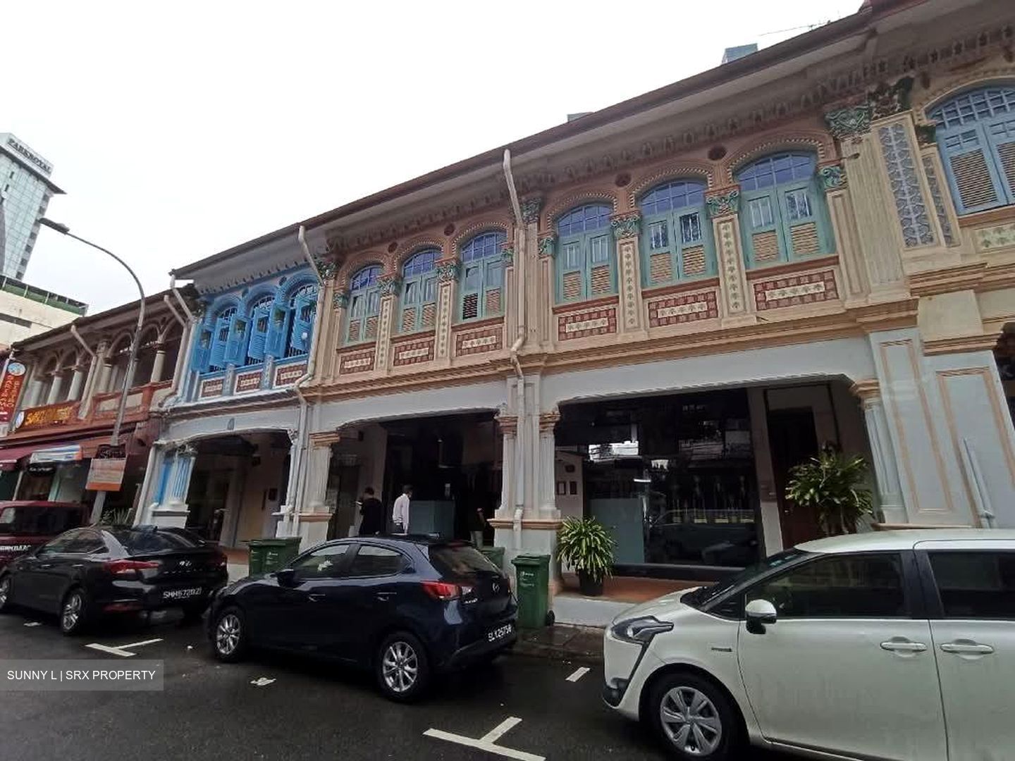 Desker Road Conservation Area (D8), Retail #563414331